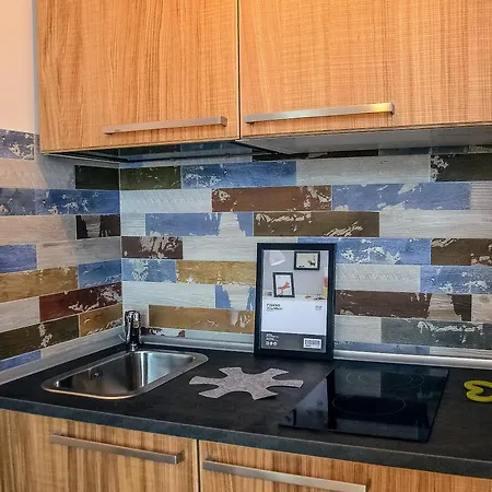 Yhome | Gulli's Palace Torino