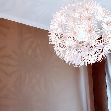 Yhome | Gulli's Palace *