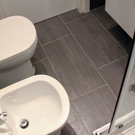 Yhome | Gulli's Palace Apartment Turin