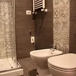 Yhome | Gulli's Palace 아파트 *